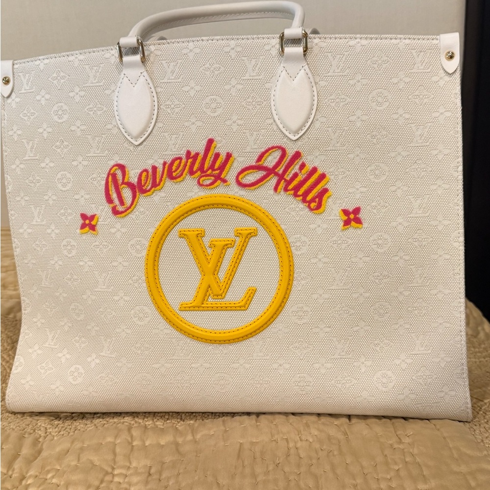 Beverly Hills OnTheGo GM Tote Bag by Louis Vuitton - Picture 11 of 11